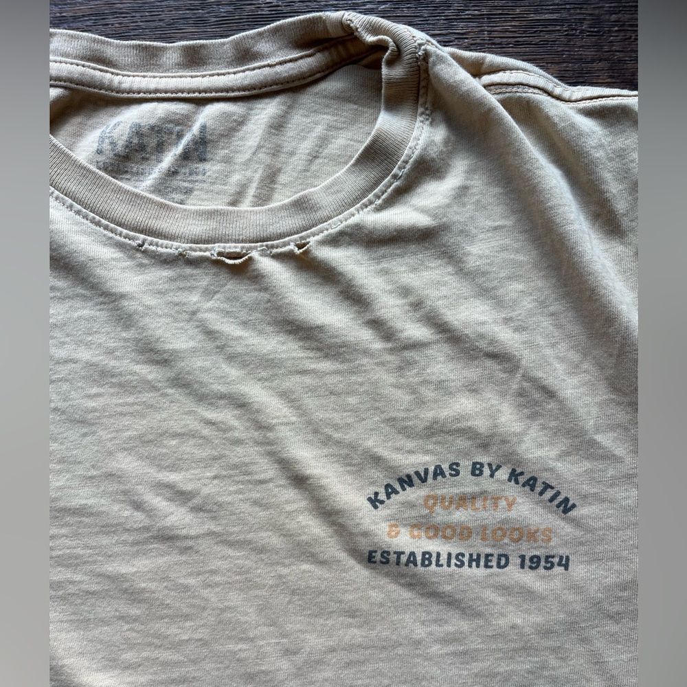 Men's Katin T-Shirt White Beige Logo M Huckberry Surf Beach Kanvas DISTRESSED - Picture 3 of 16